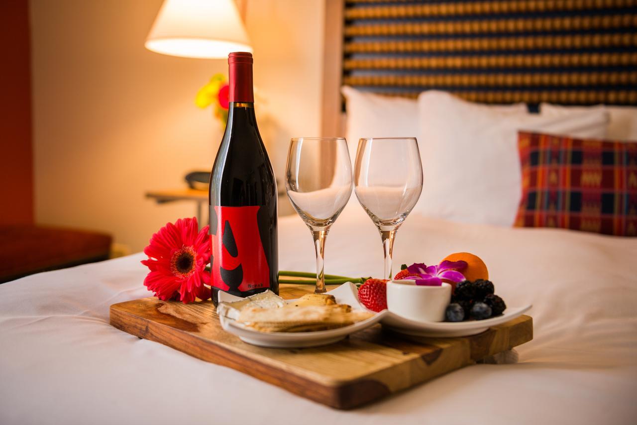 Chaminade Resort & Spa Santa Cruz Dış mekan fotoğraf
